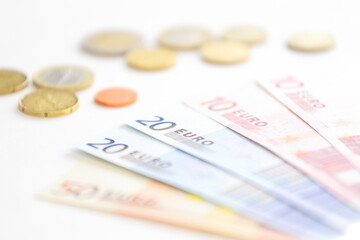 旧ユーロ紙幣と硬貨