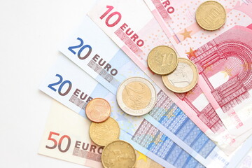 旧ユーロ紙幣と硬貨