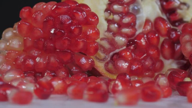 pomegranate seeds fruit macro 4k