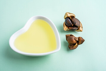 Nutritional vegetable oil camellia oil