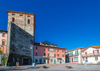 Brivio Town street view in Italia