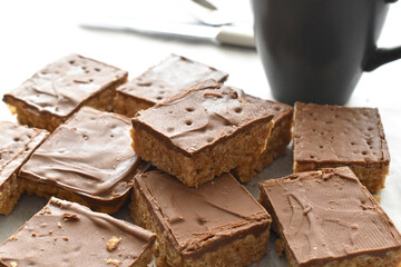 Chocolate caramel rice crispy treats.	
