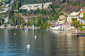 Fototapeta na wymiar Calm day on Como Lake in Italy