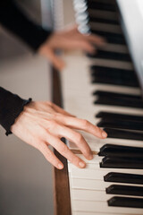 Pianist hands