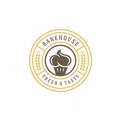 Obraz premium Bakery badge or label retro vector illustration cupcake and wheat silhouettes for bakehouse.