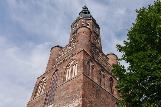 Turm Dom in der Hansestadt Greifswald in Mecklenburg-Vorpommern