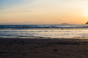 神奈川県逗子海岸の夕日