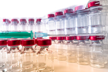 Nahaufnahmen von Injektionsflaschen