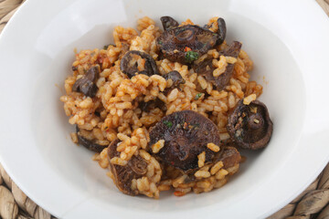 mediterranean rice with mushrooms and crayfish