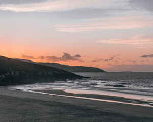 Atardecer en una playa de Galicia