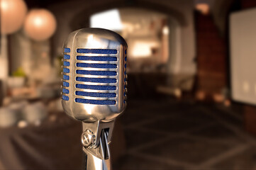 Vintage old style voice microphone © Stefano