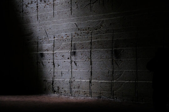 栃木県の大谷石採石場跡