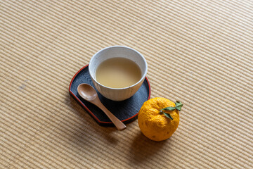 葛湯　 Hot sweet drink of kudzu starch gruel Japan