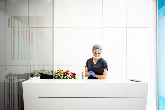 Doctor working in hospital