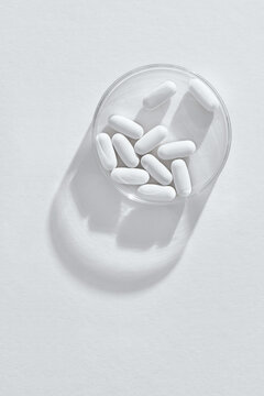 Medical pills tablets capsules caplets