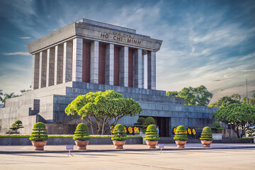 Ho Chi Minh mausoleum in Hanoi, Vietnam - obrazy, fototapety, plakaty