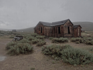 a photography if a old house