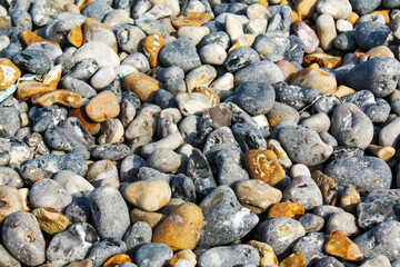 Galets sur le front de mer