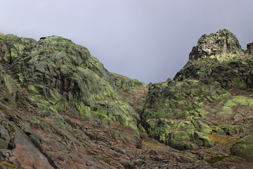Dia lluvioso al aire libre en la montaña de gredos, 