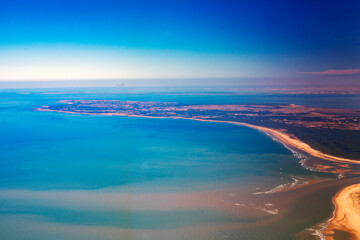 oleron island aerial view in atlantic ocean ile d'oléron dans l'océan atlantique vue du ciel et d'avion