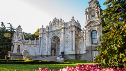 Naklejka premium Dolmabahce Palace in Istanbul, Turkey