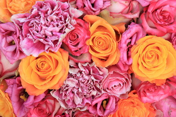 Obraz na płótnie Canvas Pink Orange wedding flowers