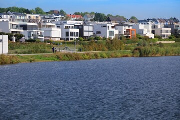 Fototapeta na wymiar Phoenix Lake in Hoerde, Dortmund