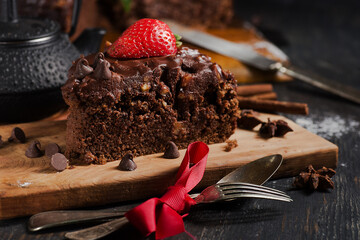 chocolate cake with strawberries close-up