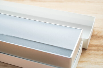 白い箱　ギフトボックス