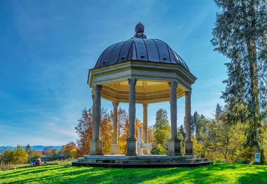 Schacky Park in Die&szlig;en am Ammersee, Bayern, Deutschland