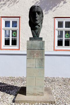 Fr&ouml;bel, Friedrich Fr&ouml;bel, Fr&ouml;bel-Geburtshaus, Th&uuml;ringen, Deutschland, Europa  --  
Froebel, Friedrich Froebel, Froebel-Birthhouse, Thuringia, Germany, Europe
