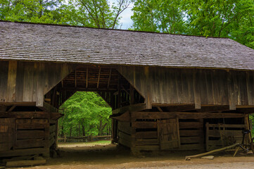 Old BarnCades Cove Valley in The Tenneessee Smoky Mountains