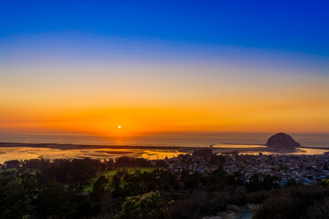 Obraz premium Sunset over Bay, Ocean, Panorama