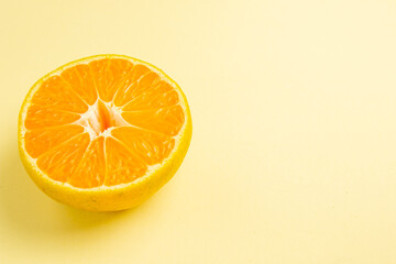 front view fresh tangerine slice on white background fruit photo citrus orange color fresh free...