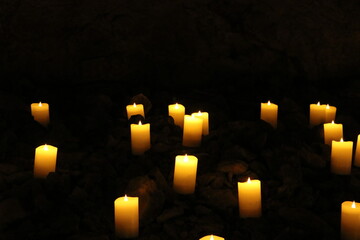 candle lights for requiem - obrazy, fototapety, plakaty