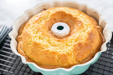 Lemon bundt cake