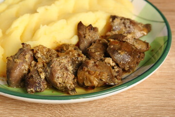Fried chicken livers and mashed potatoes