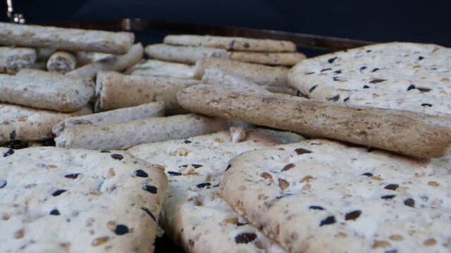 Diet Crackers with Black Cumin