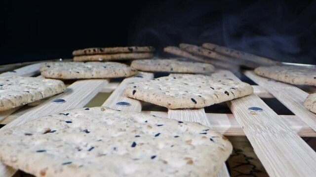Diet Crackers with Black Cumin