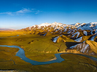 Tourist Attractions in Dushan Highway, Snow Mountain, Xinjiang, China