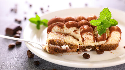 tiramisu cake on plate