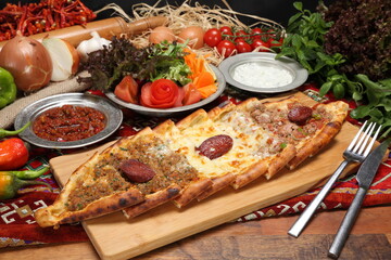 karışık pide