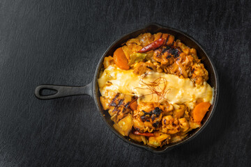 韓国料理タッカルビ　Dak galbi(Korean chicken grilled dish)