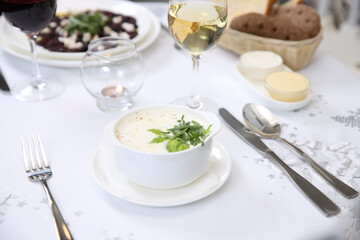 christmas table setting