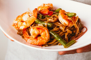 buckwheat noodles with shrimps and vegetables.