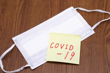 コロナウイルス(COVID-19)のイメージ　マスク