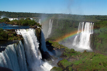 Fototapeta premium Iguazu Falls between Brazil, Argentina and Paraguay