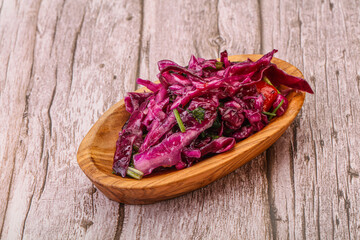 Pickled red cabbage with herbs