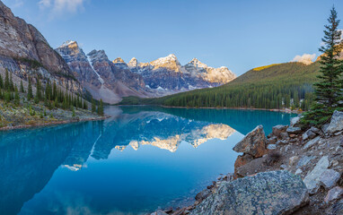Fototapeta na wymiar Early morning at Moraine Lake in Banff National Park Alberta Canada