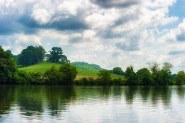 Fototapeta na wymiar Scenic Landscape View along the Tennesse River